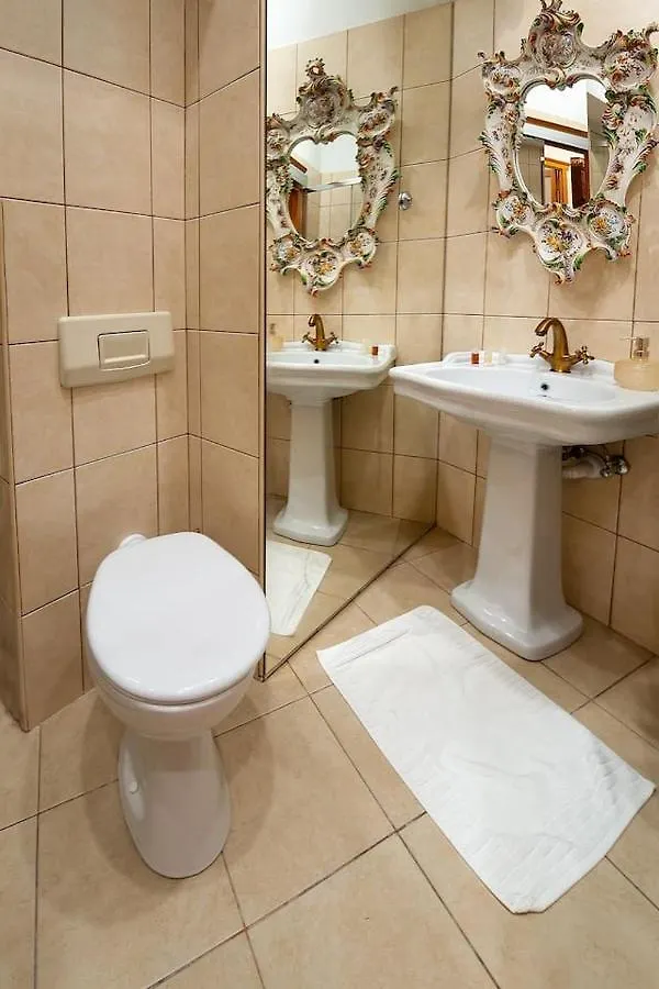 Royal Heritage Apartment In Split Center